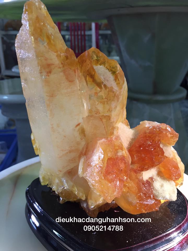 KHỐI ĐÁ THẠCH ANH VÀNG