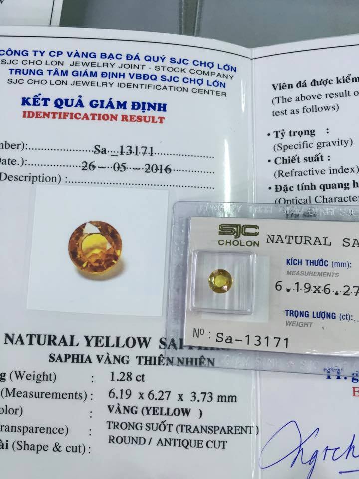 Đá sapphire thiên nhiên kèm chứng thư kiểm định DQ03