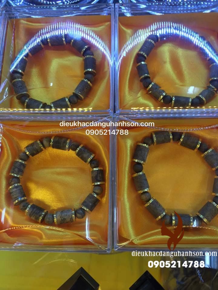 Vòng tay trầm hương tốc ốp vàng tây 18k (Mã sản phẩm: TH25)