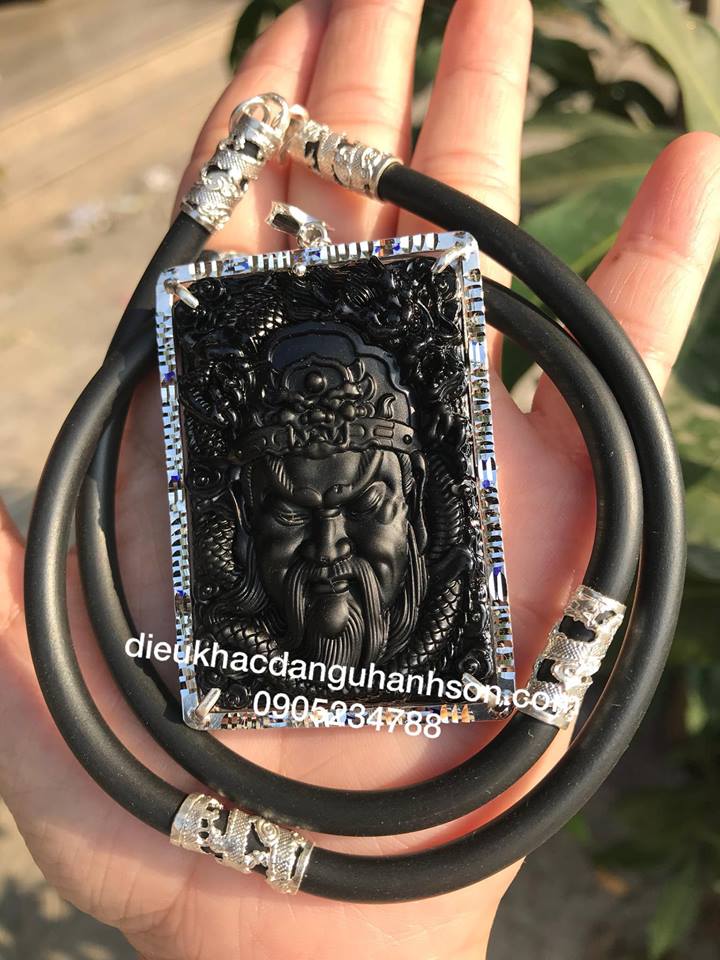 Mặt dây chuyền quan công đá obisidian thiên nhiên ốp bạc ta nguyên chất kèm dây rồng (Mã sản phẩm: QC52)