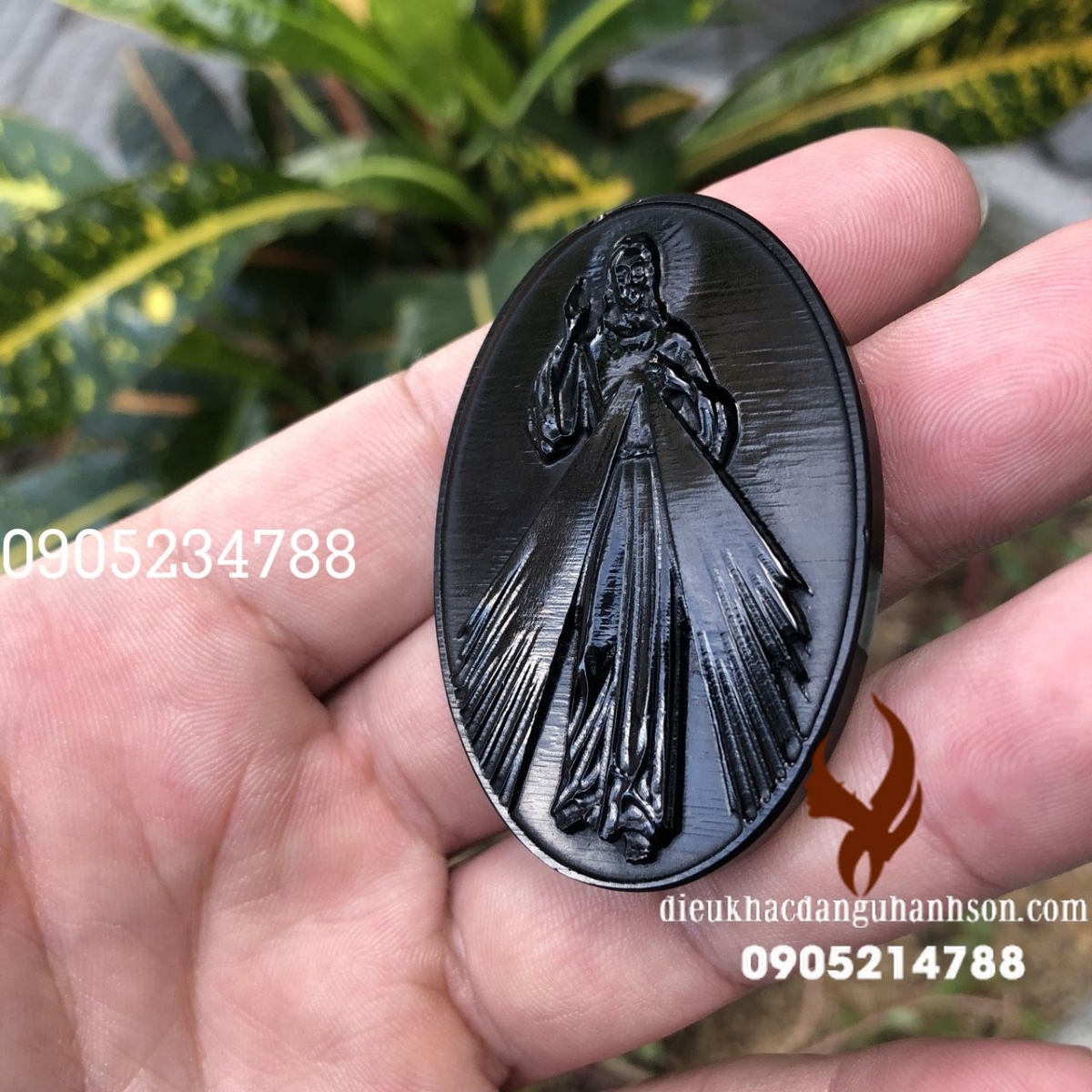 Mặt dây chuyền Lòng chúa thương xót đá obisidian thiên nhiên (Mã sản phẩm: CG16)