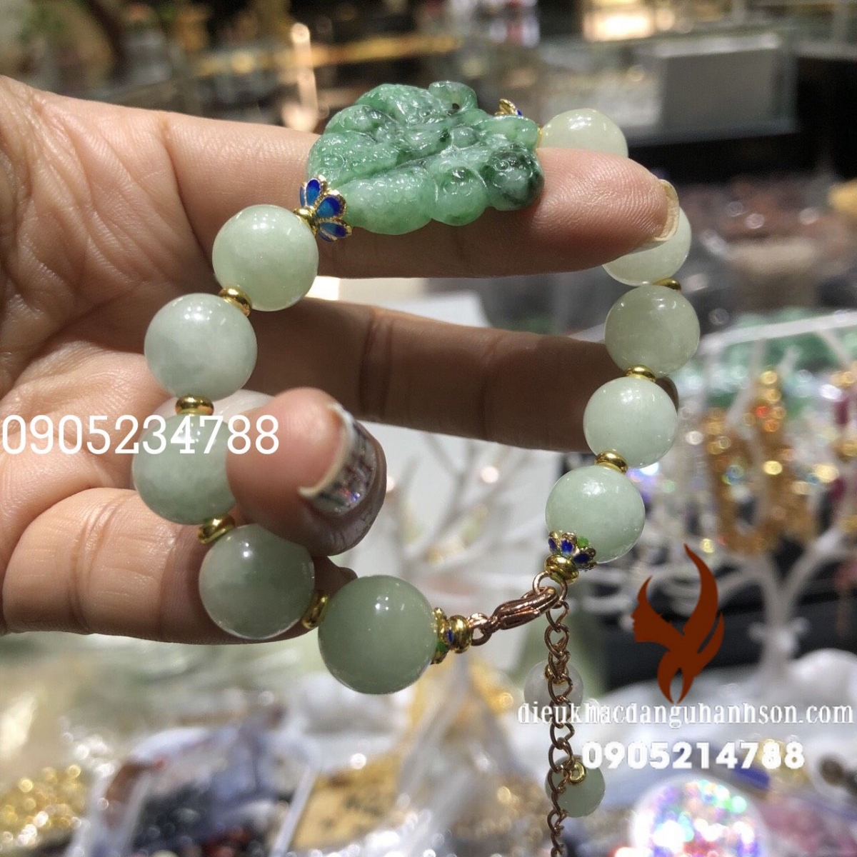 Vòng tay Ngọc cẩm thạch mix charm bướm (Mã sản phẩm: VTPKV04)