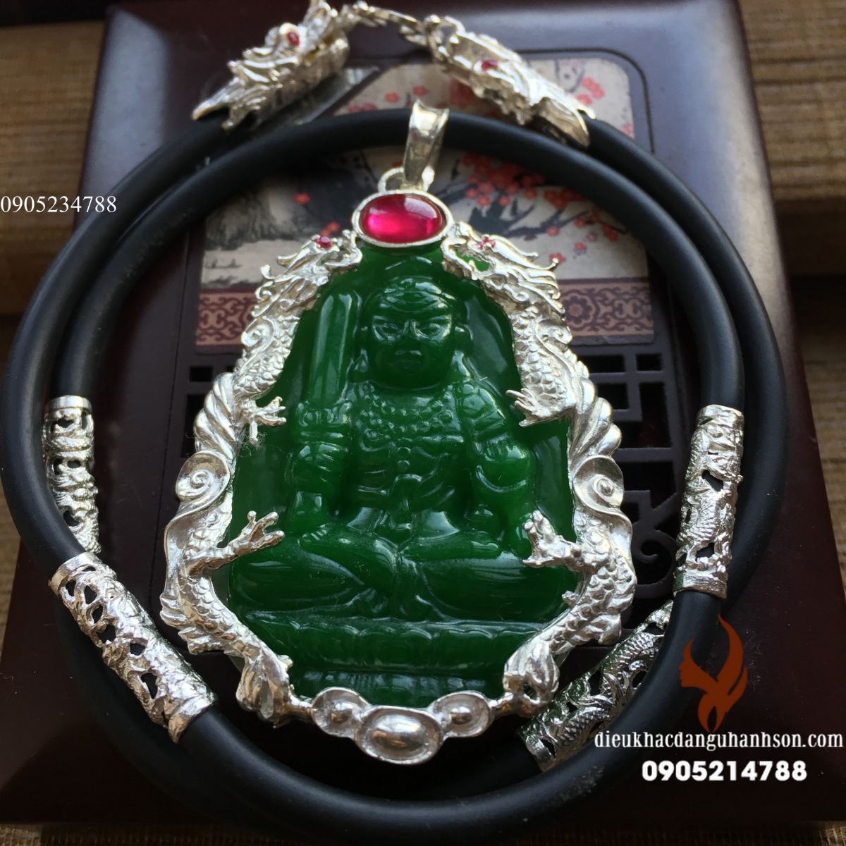 Phật bản mệnh Bất động minh vương Ngọc cẩm thạch ốp bạc ta kèm dây rồng  cho Tuổi Dậu MV06