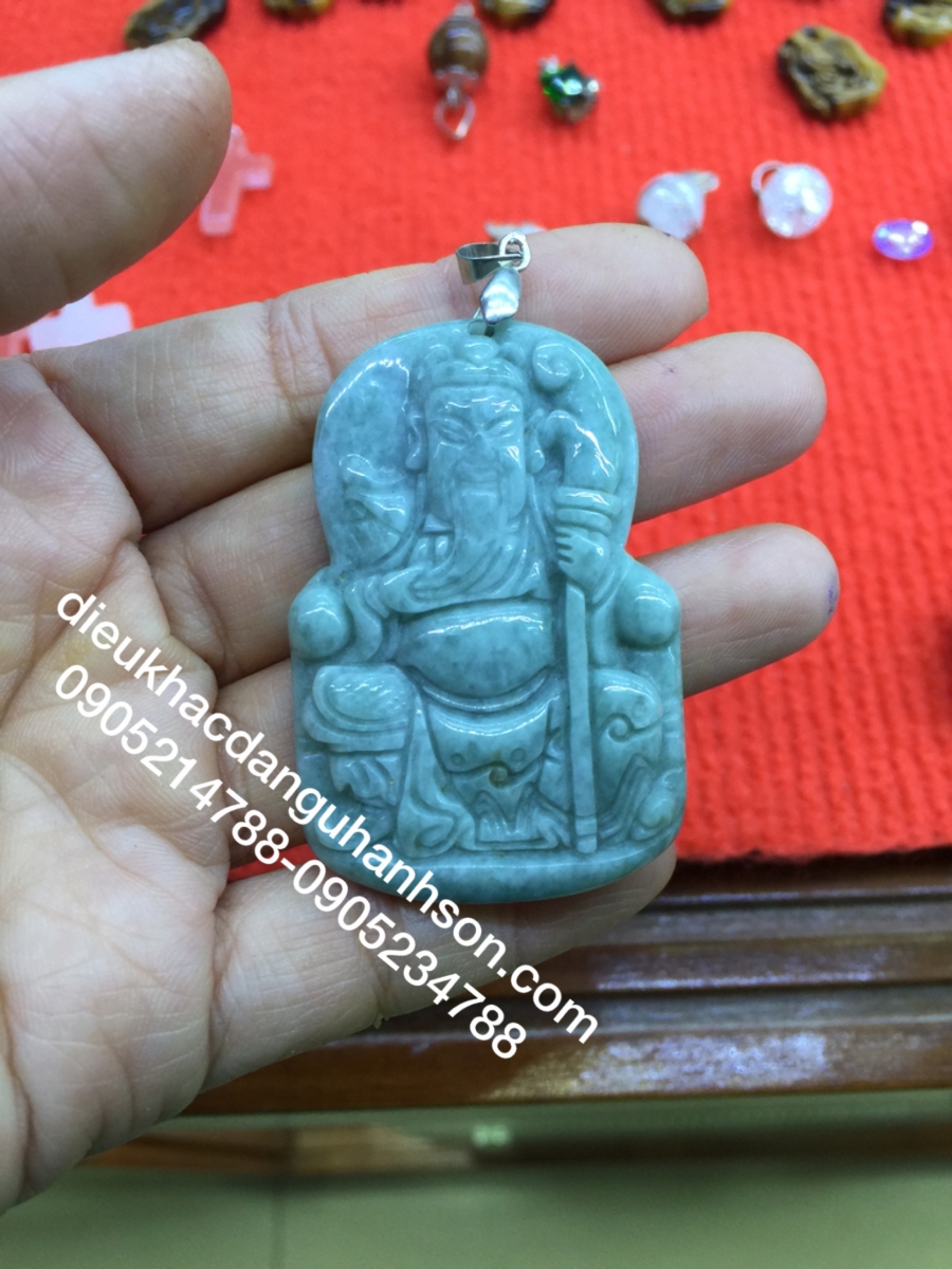Mặt dây chuyền Quan công Ngọc cẩm thạch tự nhiên QC42