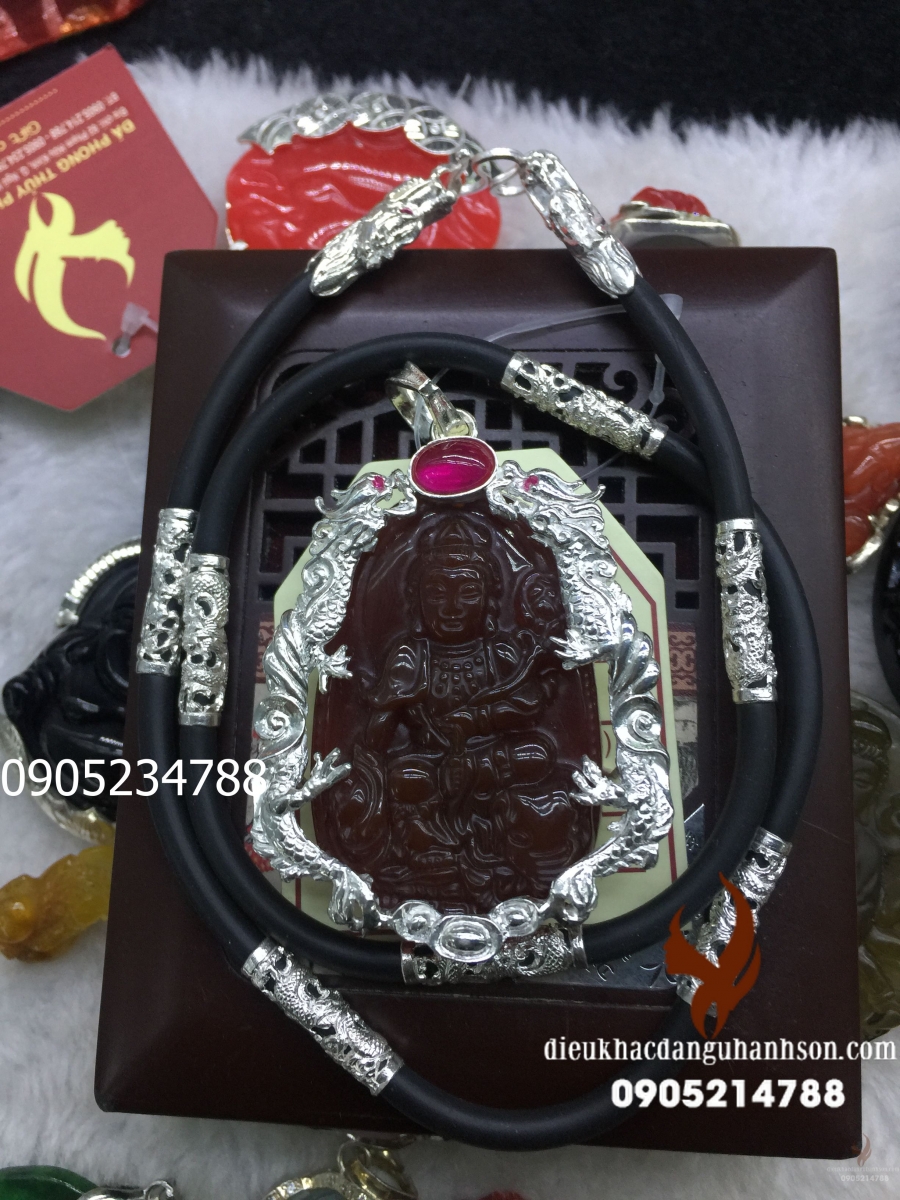  Phật bản mệnh phổ hiền bồ tát Đá Mã não tự nhiên ốp rồng cuộn kèm dây rồng ốp bạc ta  tuổi Thìn và Tỵ PH10