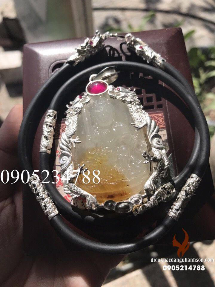 Phật bản mệnh văn thù bồ tát đã mã não ốp bạc ta nguyên chất kèm dây rồng VT08