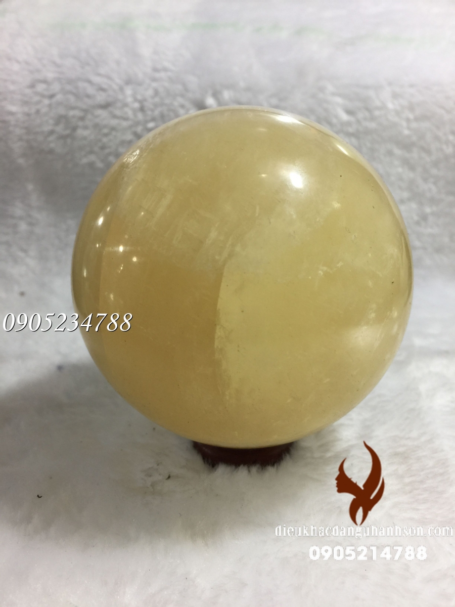 Quả cầu đá đá thạch anh vàng tự nhiên  QC17