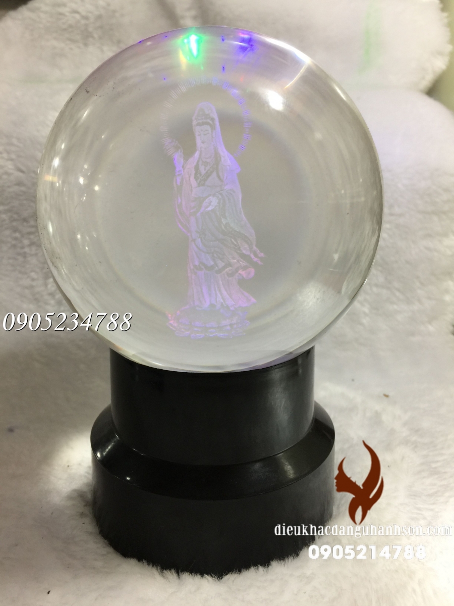 Quả cầu pha lê bắn 3D kèm đế đèn QC40