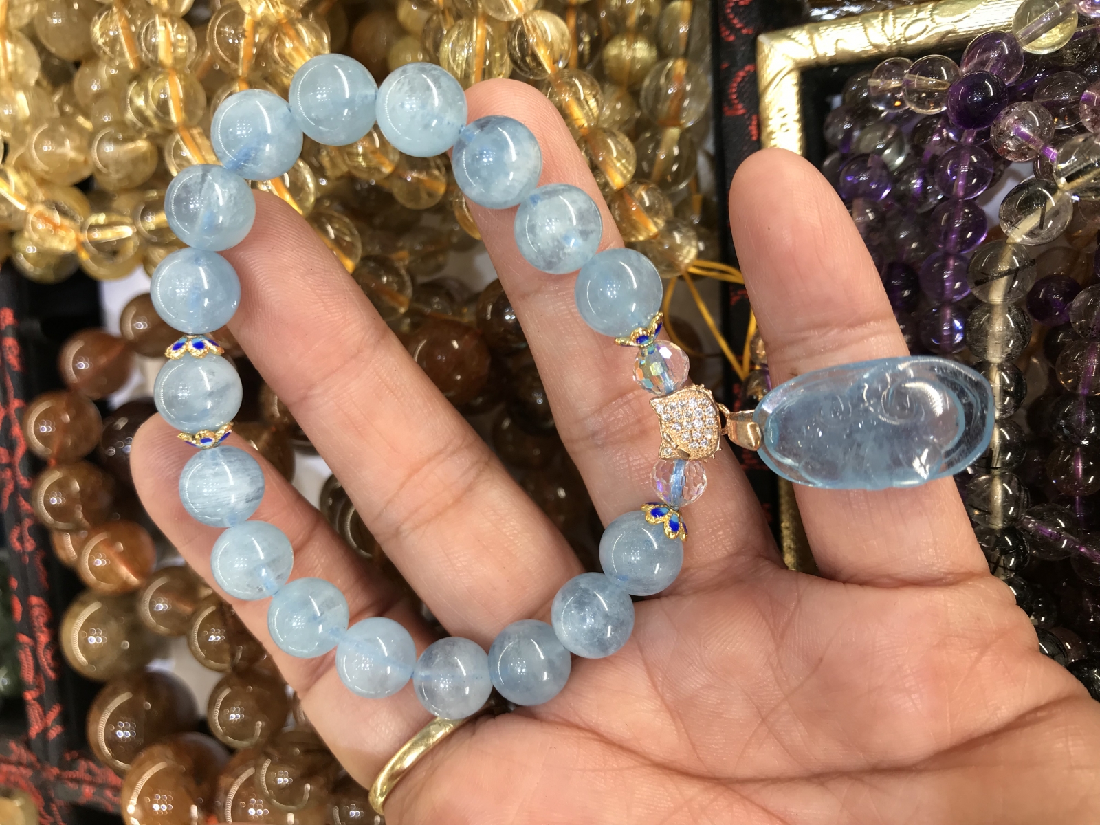 Vòng tay đá aquamarin thiên nhiên mix charm bạc ta (Mã sản phẩm: VT28)