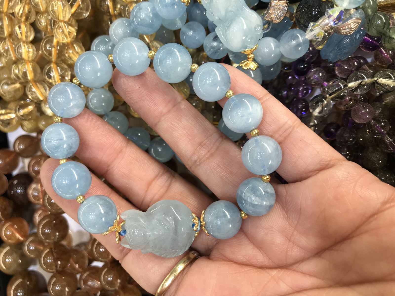 Vòng tay đá aquamarin thiên nhiên mix charm bạc ta (Mã sản phẩm: VT32)