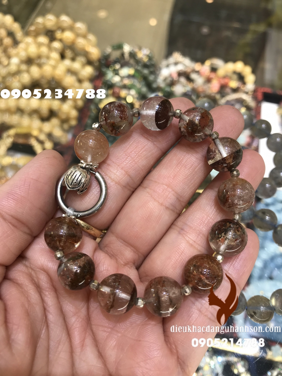 Vòng tay đá thạch anh tóc nâu thiên nhiên mix charm bạc ta (Mã sản phẩm: VT35)