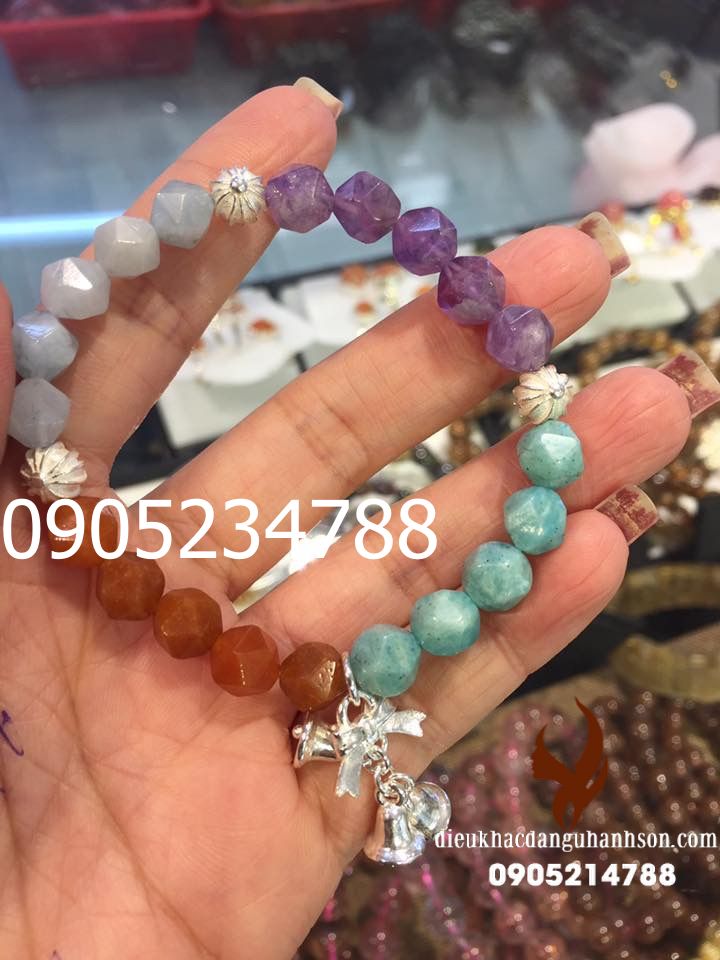 Vòng tay đá thạch anh thiên nhiên mix charm bạc ta (Mã sản phẩm: VTPK05)