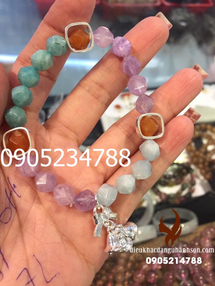 Vòng tay đá thạch anh thiên nhiên mix charm bạc ta (Mã sản phẩm: VTPK06)