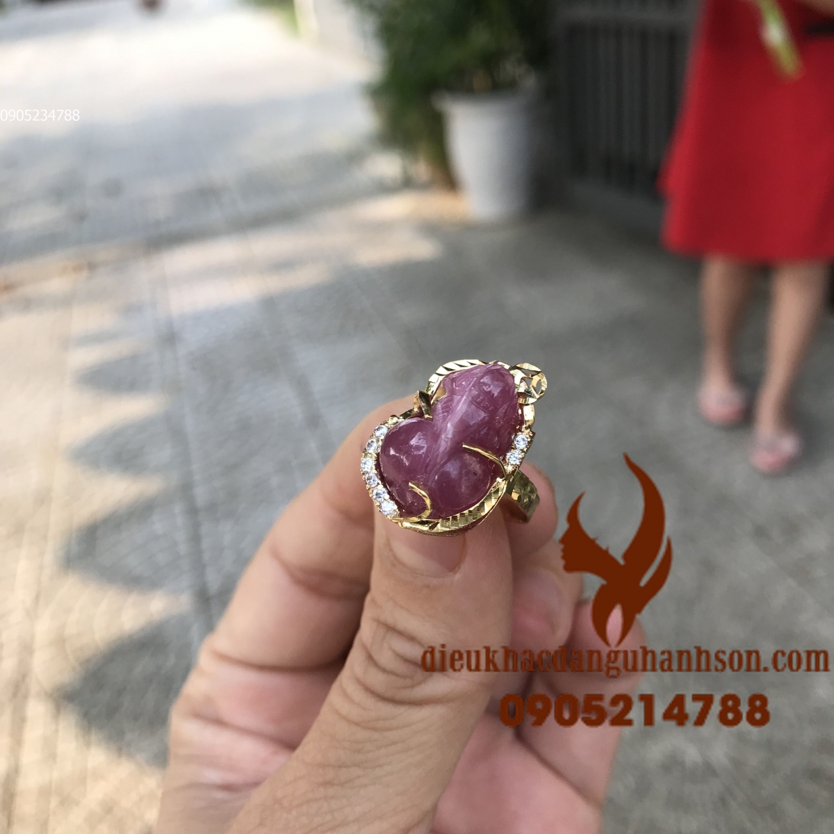 Nhẫn tỳ hưu Ruby thiên nhiên ốp vàng tây 10k (Mã sản phẩm: TH36)