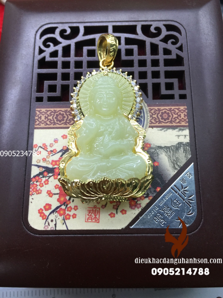 Mặt dây chuyền Quan âm đá ngọc pakistan ốp vàng tây 18k QA17