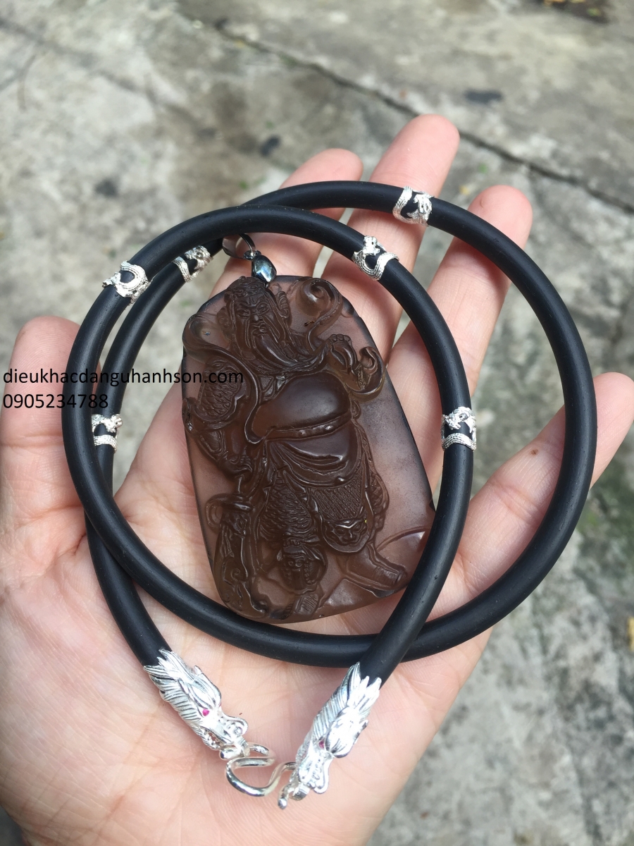 Mặt dây chuyền Quan công đá thạch anh khói thiên nhiên kèm dây da ốp bạc 4 khúc QC20