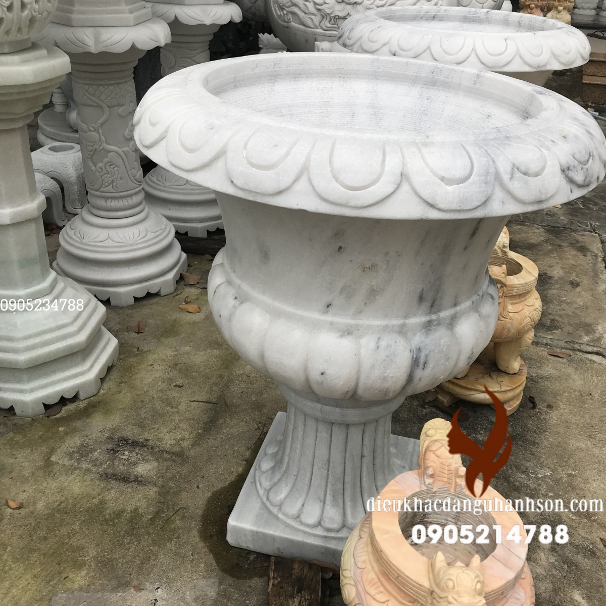 Chậu hoa đá trắng non nước nguyên khối cao 80 cm, ngang 70cm (Mã sản phẩm: LH01)