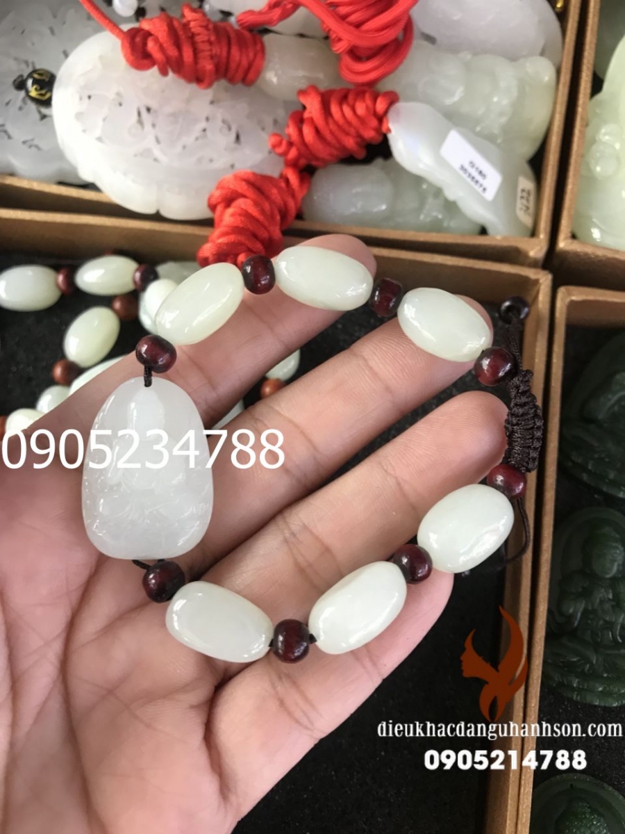 Vòng tay phật  bản mệnh A di đà cho tuổi Tuất và Hợi (Mã sản phẩm: PBM116)