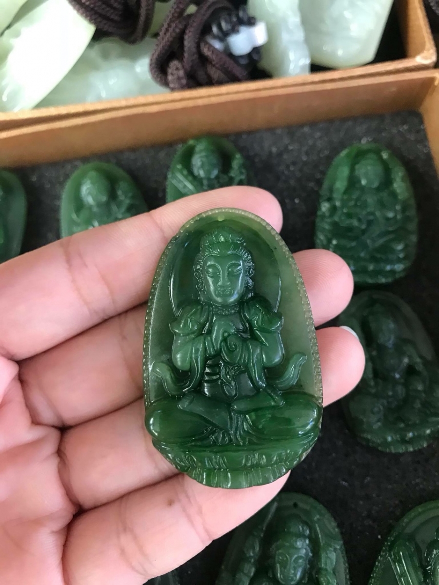 Mặt Dây Chuyền Phật Như lai đại nhật Ngọc Bích - Nephrite Thiên Nhiên Cho Tuổi Mùi và Thân (Mã Sản Phẩm: PBM132)