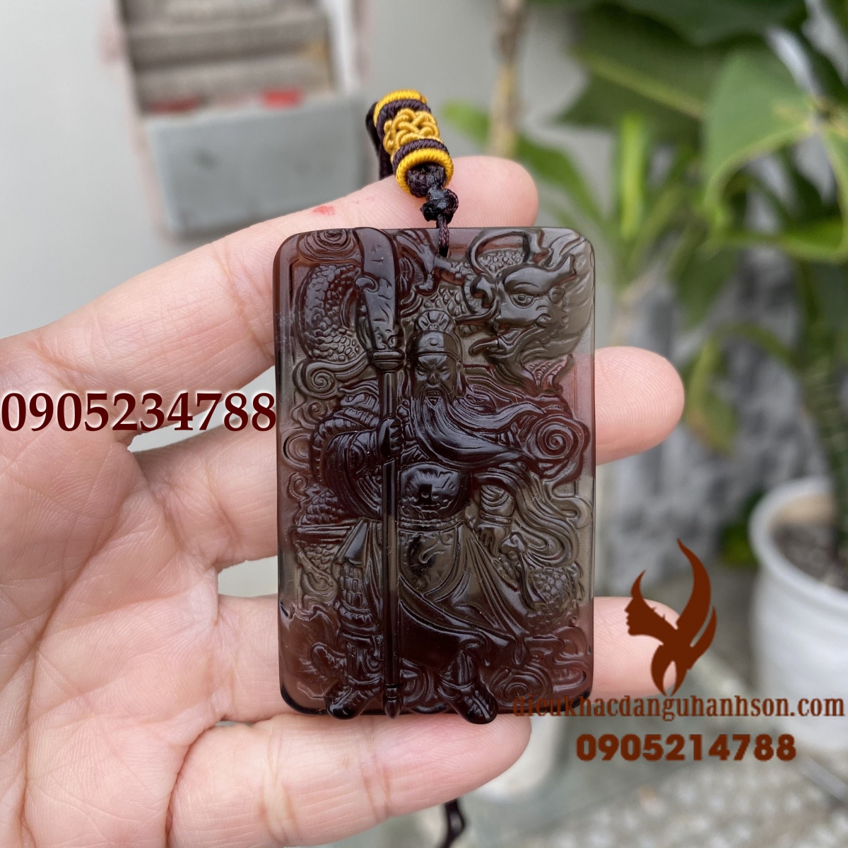 Mặt dây chuyền quan công đá thạch anh khói tự nhiên (Mã sản phẩm: QC72)
