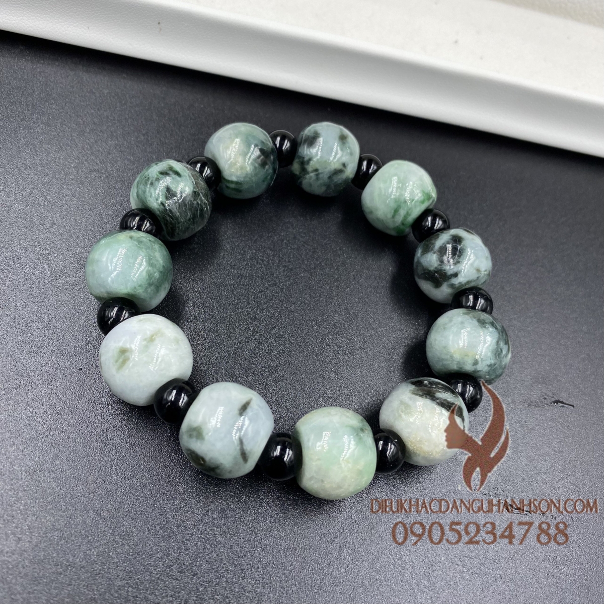 Vòng tay lu thống Ngọc cẩm thạch thiên nhiên chuẩn vip size 15 ly (Mã sản phẩm: VT47)