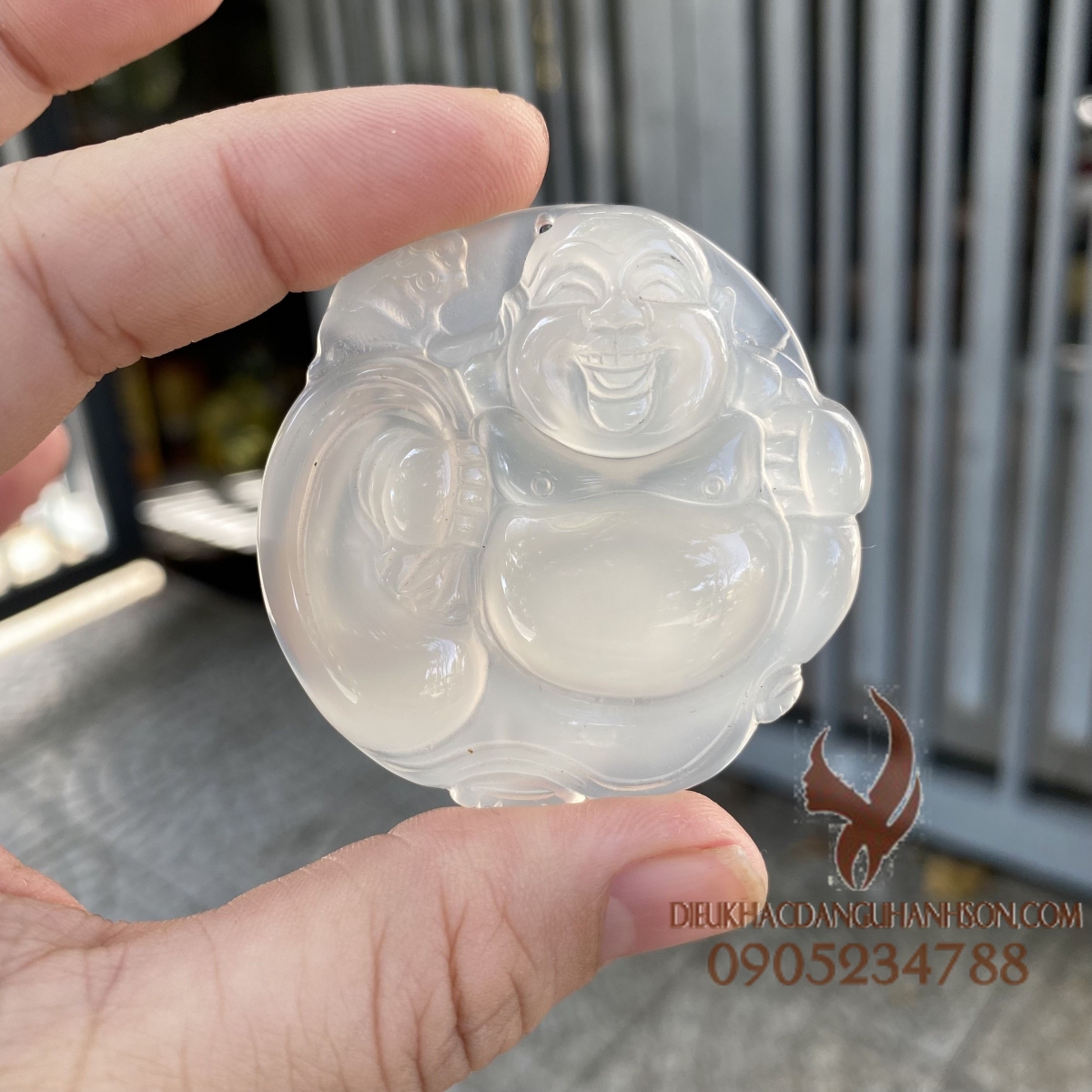 Mặt dây chuyền phật di lặc đá mã não trắng tự nhiên (Mã sản phẩm: DL96)