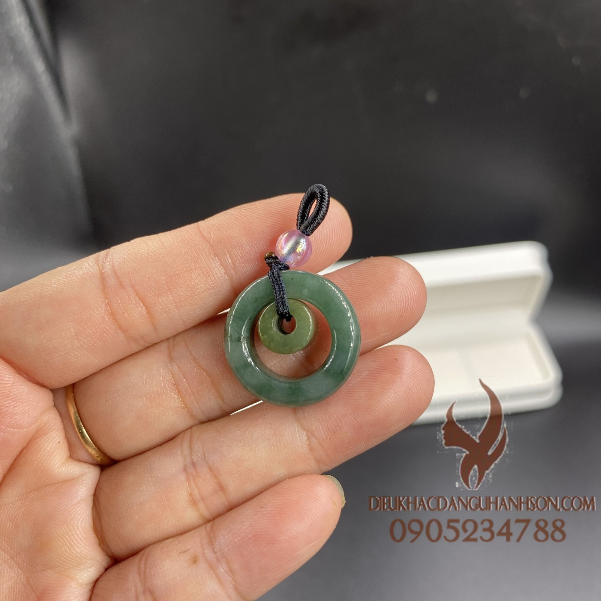 Mặt dây chuyền Đồng điếu mẹ con ngọc cẩm thạch Myanmar tự nhiên (Mã sản phẩm: DQ54)