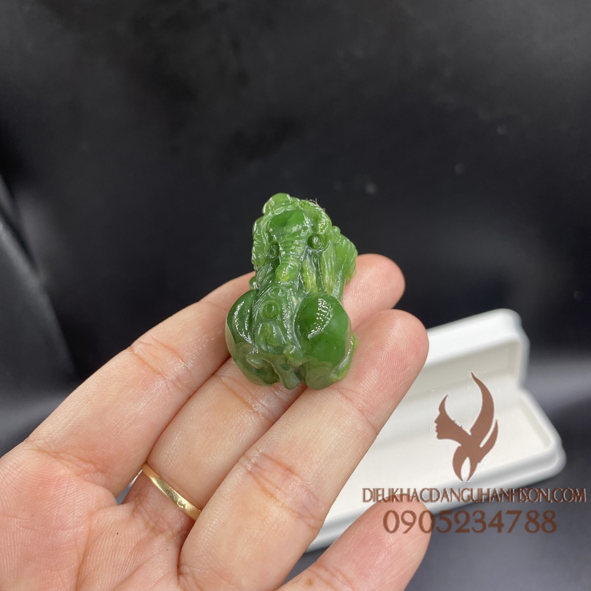 Tỳ hưu Ngọc bích canada tự nhiên size 3,5 cm (Mã sản phẩm: TH38))