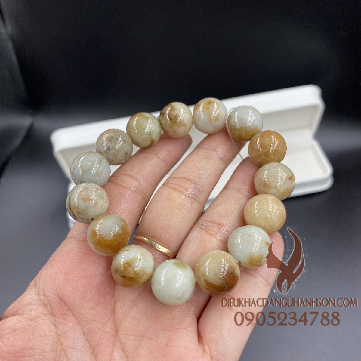 Vòng tay ngọc cẩm thạch huyết size 12 ly (Mã sản phẩm: VT49)