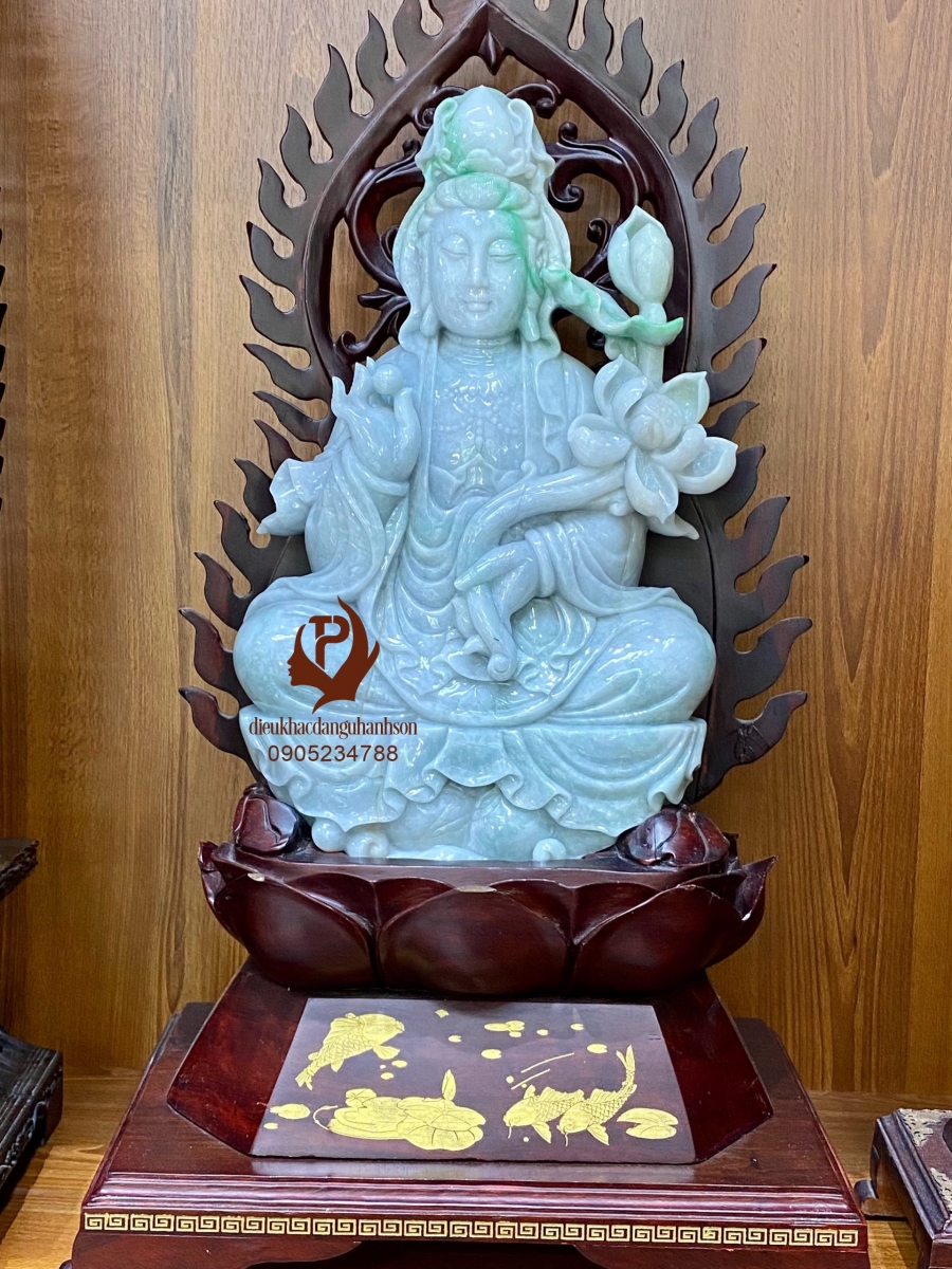 Tượng quan âm Ngọc phỉ thúy Myanmar tự nhiên (TQA02)
