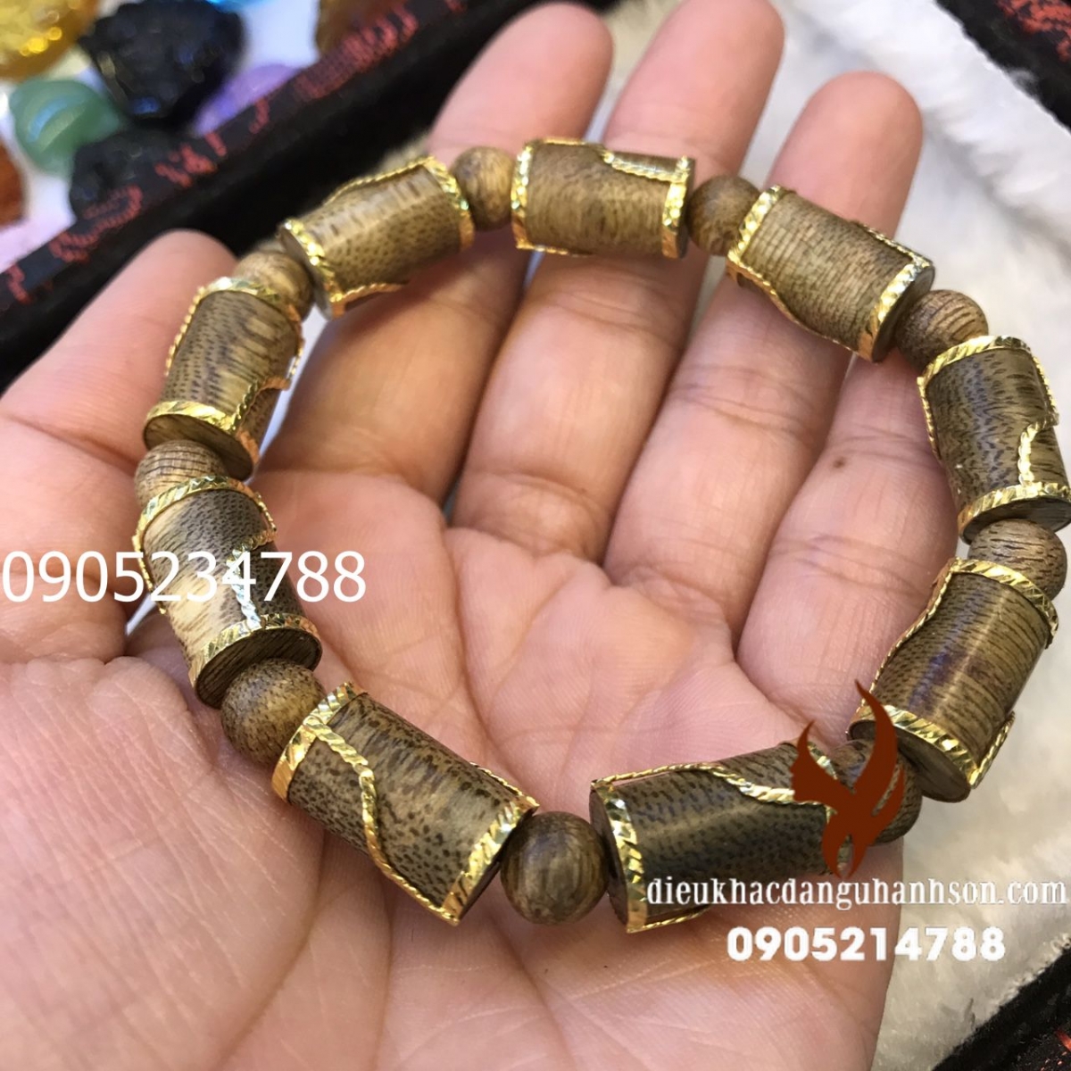 Vòng tay trầm hương ốp vàng tây 18k TH16