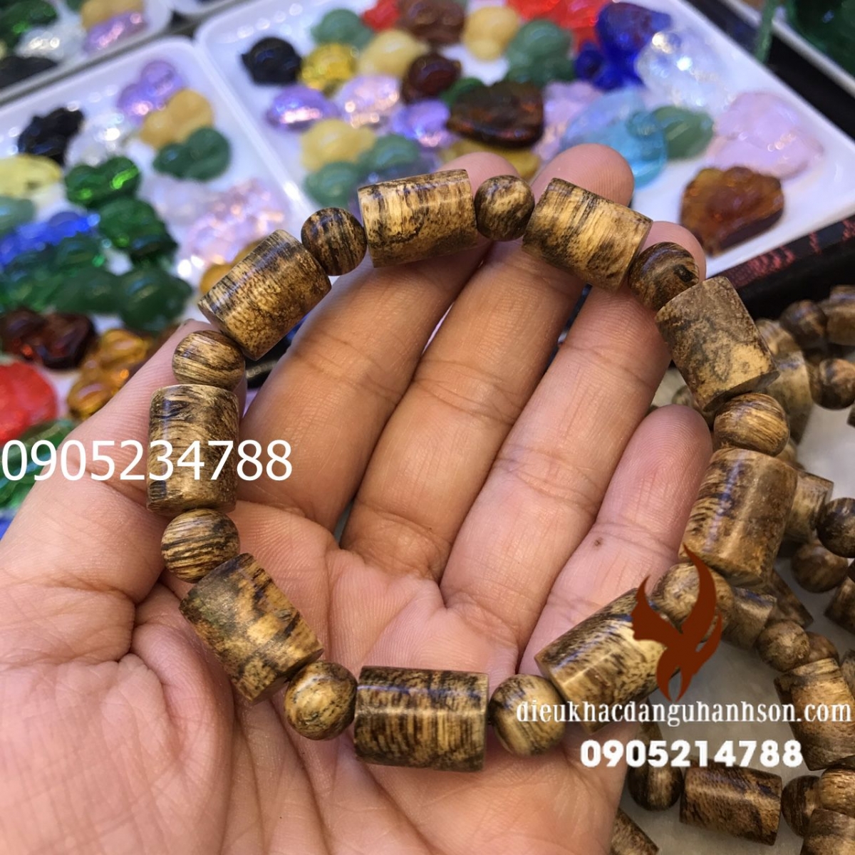 Vòng tay trầm hương tự nhiên TH18