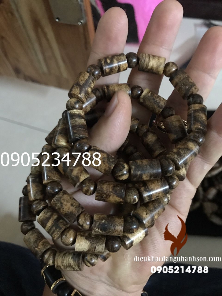 Vòng tay trầm Hương  sánh TH02