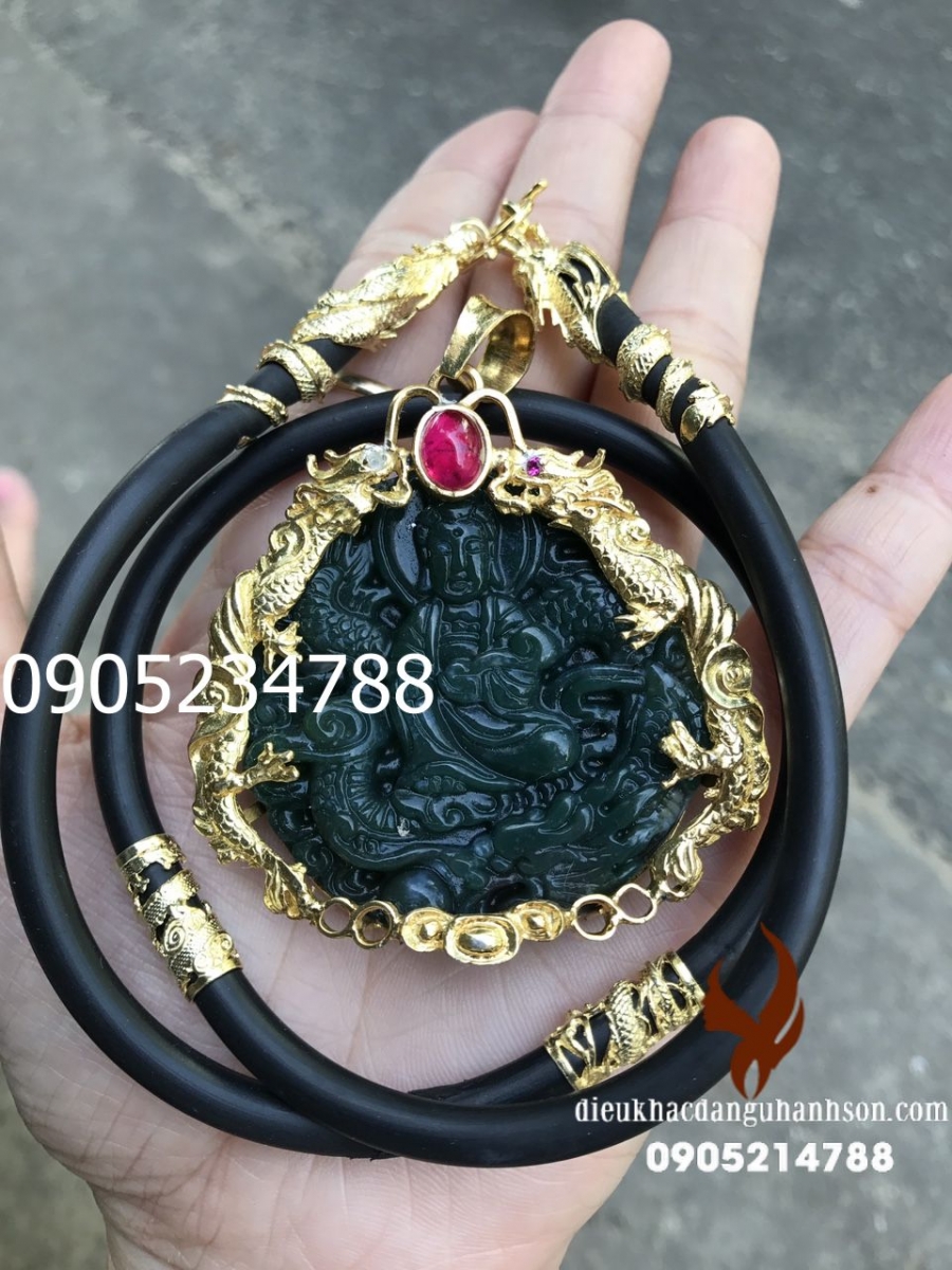 Mặt dây chuyền phật Quan Âm cưỡi rồng ngọc Caxedon tự nhiên ốp vàng tây 10k QA04