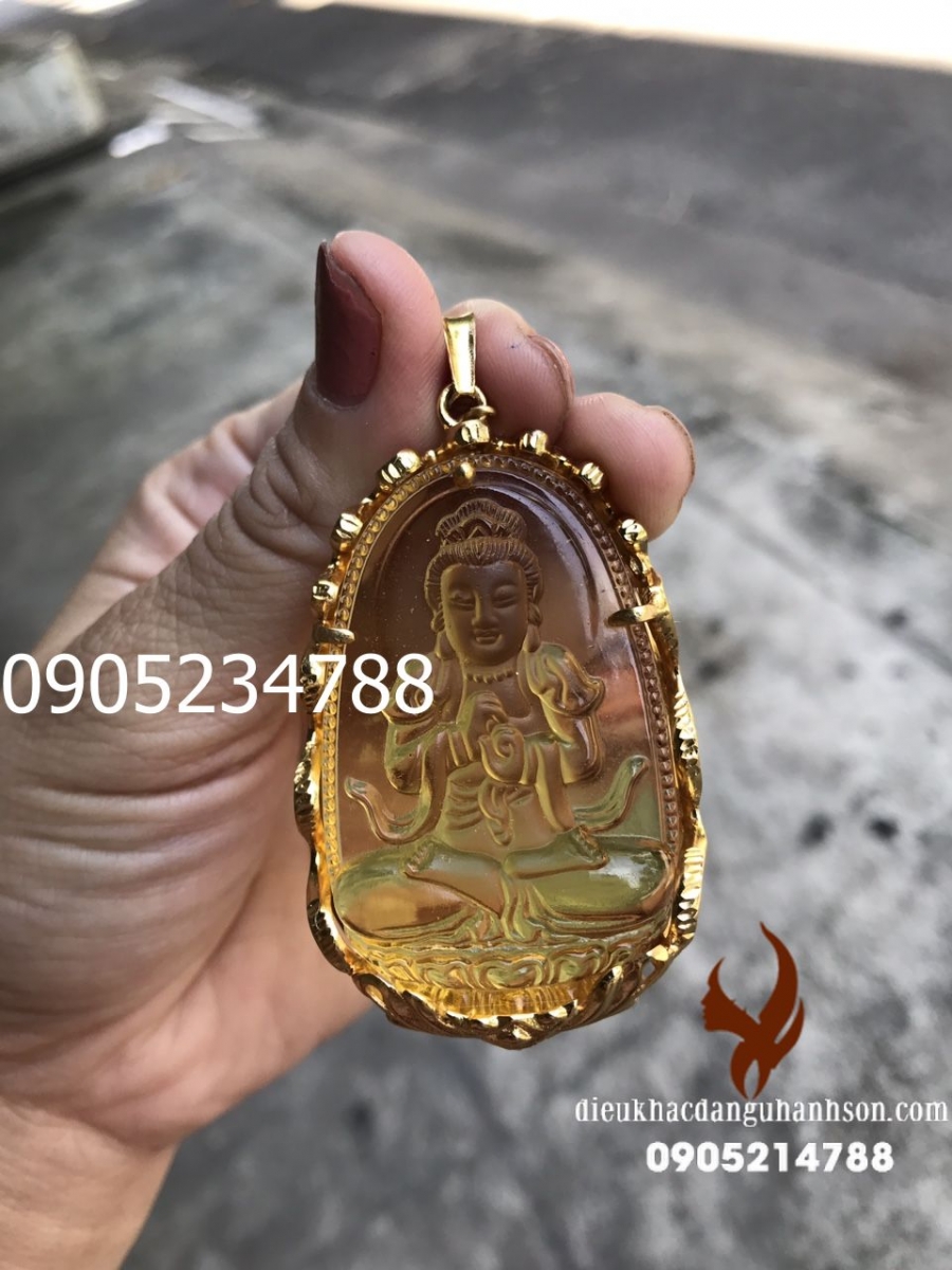 Phật Bản Mệnh Như Lai Đại Nhật Đá Thạch Anh Vàng ốp vàng tây 10k Cho Tuổi Mùi Và Thân NL28