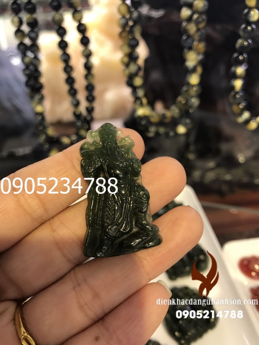 Quan công Ngọc bích tự nhiên QC44