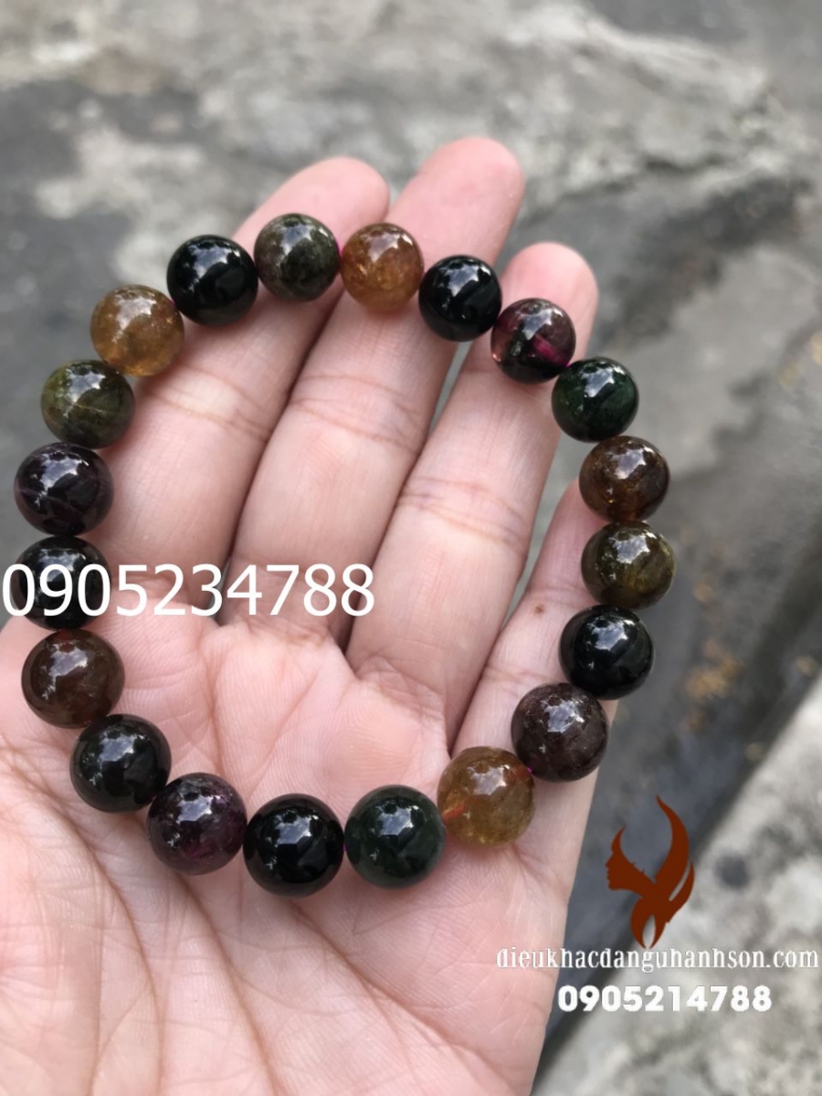 Vòng tay đá tourmaline tự nhiên  size 8 ly VT13