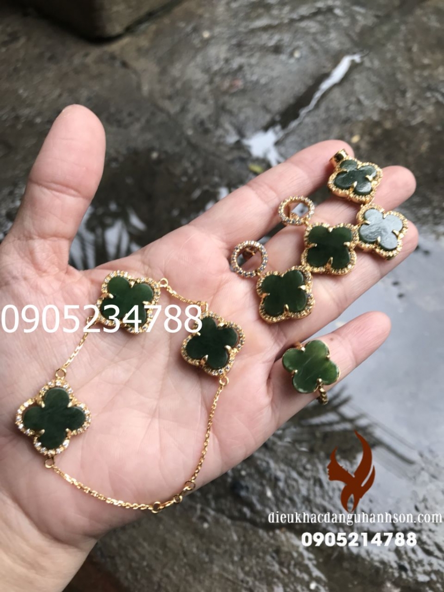 Bộ trang sức Hoa mẫu đơn Ngọc bích tự nhiên ốp vàng tây 10k CBL02