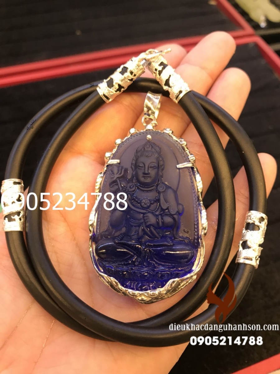 Phật bản mệnh Đại thế chí cho tuổi Ngọ đá thạch anh xanh ốp bạc ta nguyên chất kèm dây rồng bạc ta cao cấp  (Mã sản phẩm: PBM39)