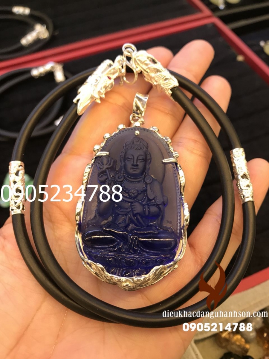 Phật bản mệnh Đại thế chí cho tuổi Ngọ đá thạch anh xanh ốp bạc ta nguyên chất kèm dây rồng bạc ta cao cấp  (Mã sản phẩm: PBM40)