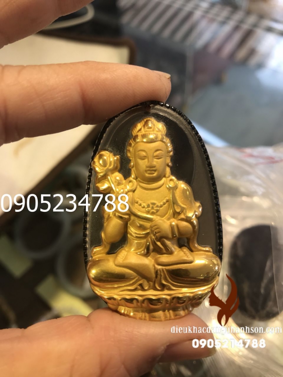 Phật bản mệnh Đại thế chí thạch anh khói dát vàng cho tuổi Ngọ PBM82