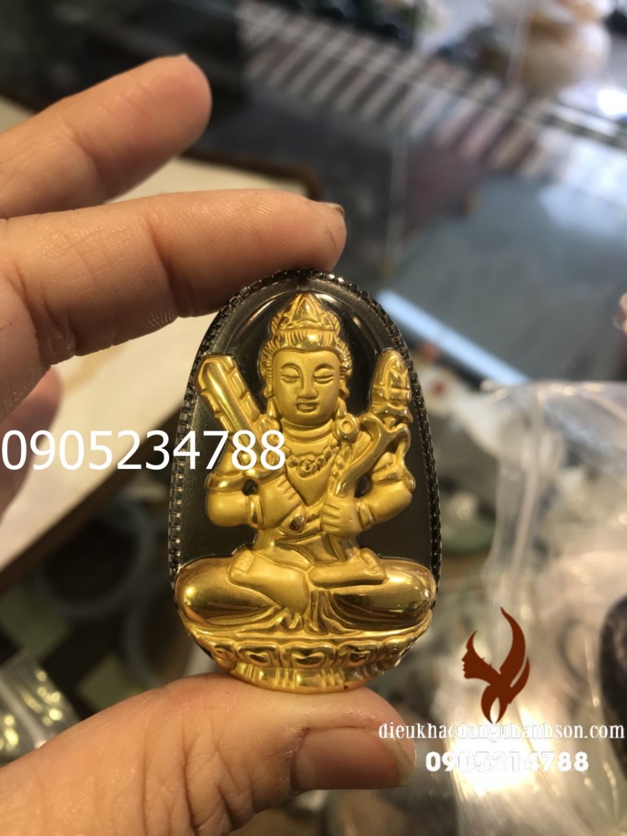 Phật bản mệnh Hư không tạng thạch anh khói dát vàng cho tuổi Sửu và Dần PBM84