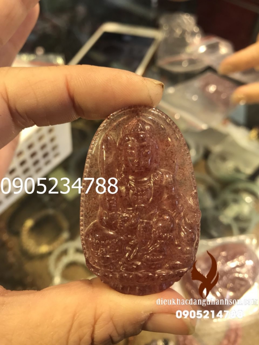 Mặt dây chuyền Phật Phổ Văn thù bồ tát thạch anh dâu tây cho tuổi Mão PBM75