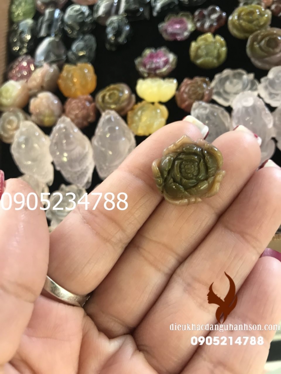 Hhoa mẫu đơn đá tourmalin (Mã sản phẩm: HMD08)